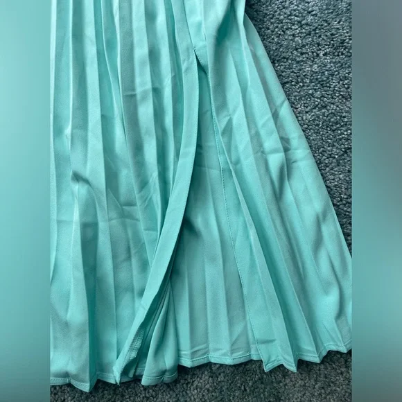 NYCo M Pleated Tiffany Blue Skirt NWT - Picture 2 of 7
